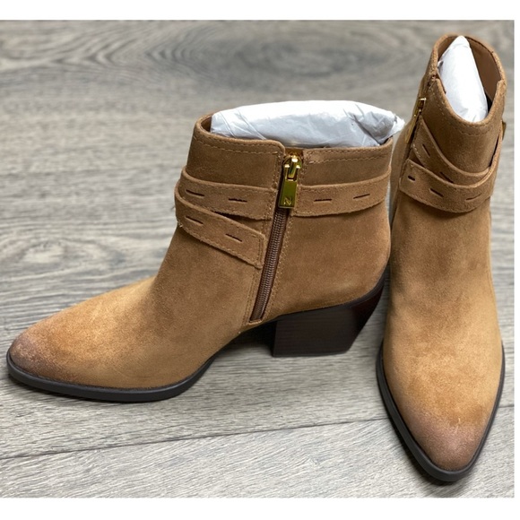 Naturalizer Fenya - Ankle Suede Bootie NWB! - Picture 2 of 14